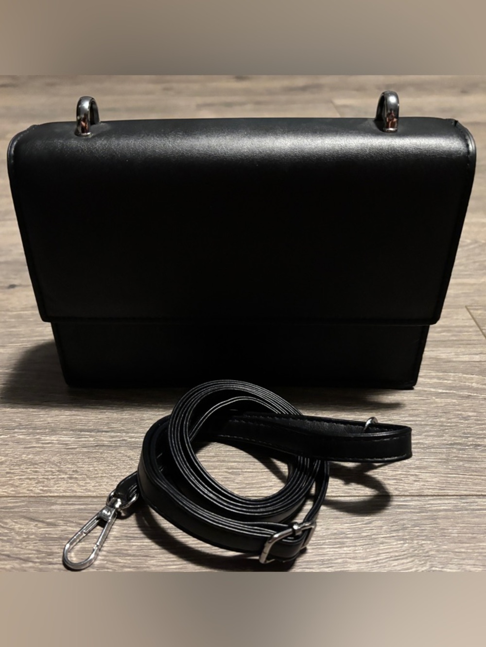 Women’s crossbody bag